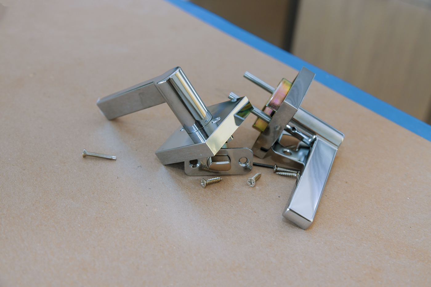 Commercial exit door lock hardware